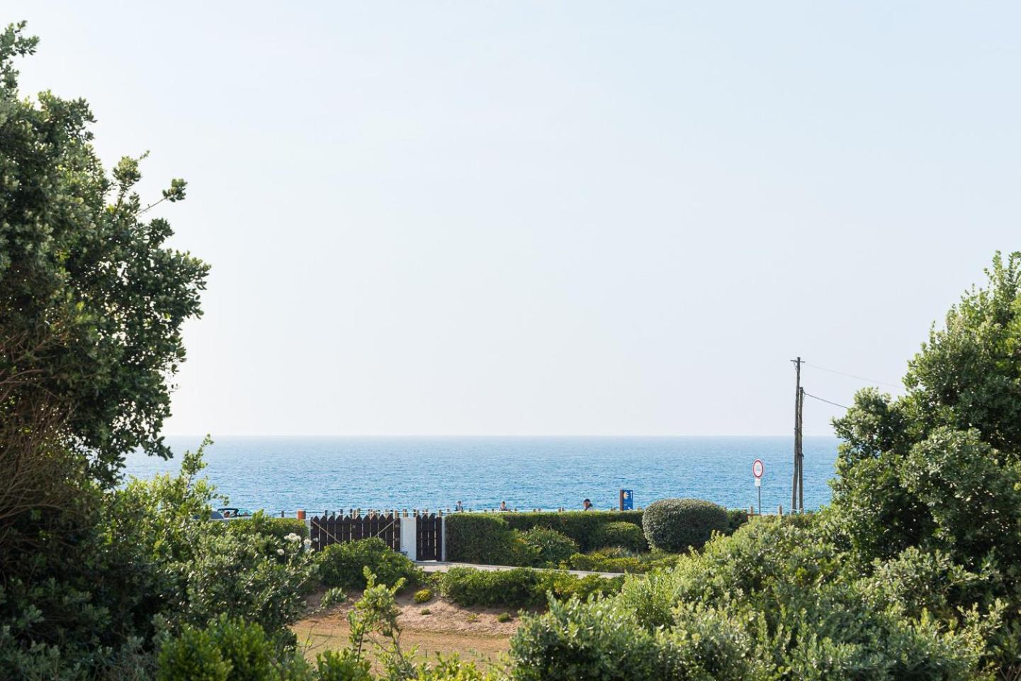 Coastal Escape In Lavra Hotel Екстериор снимка